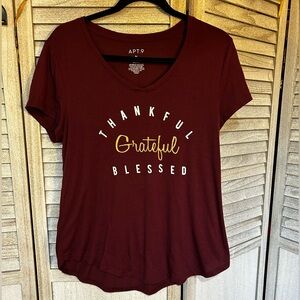 APT. 9 Maroon Thankful Grate Blessed Tee Short Sleeve Blouse Top Women’s Medium